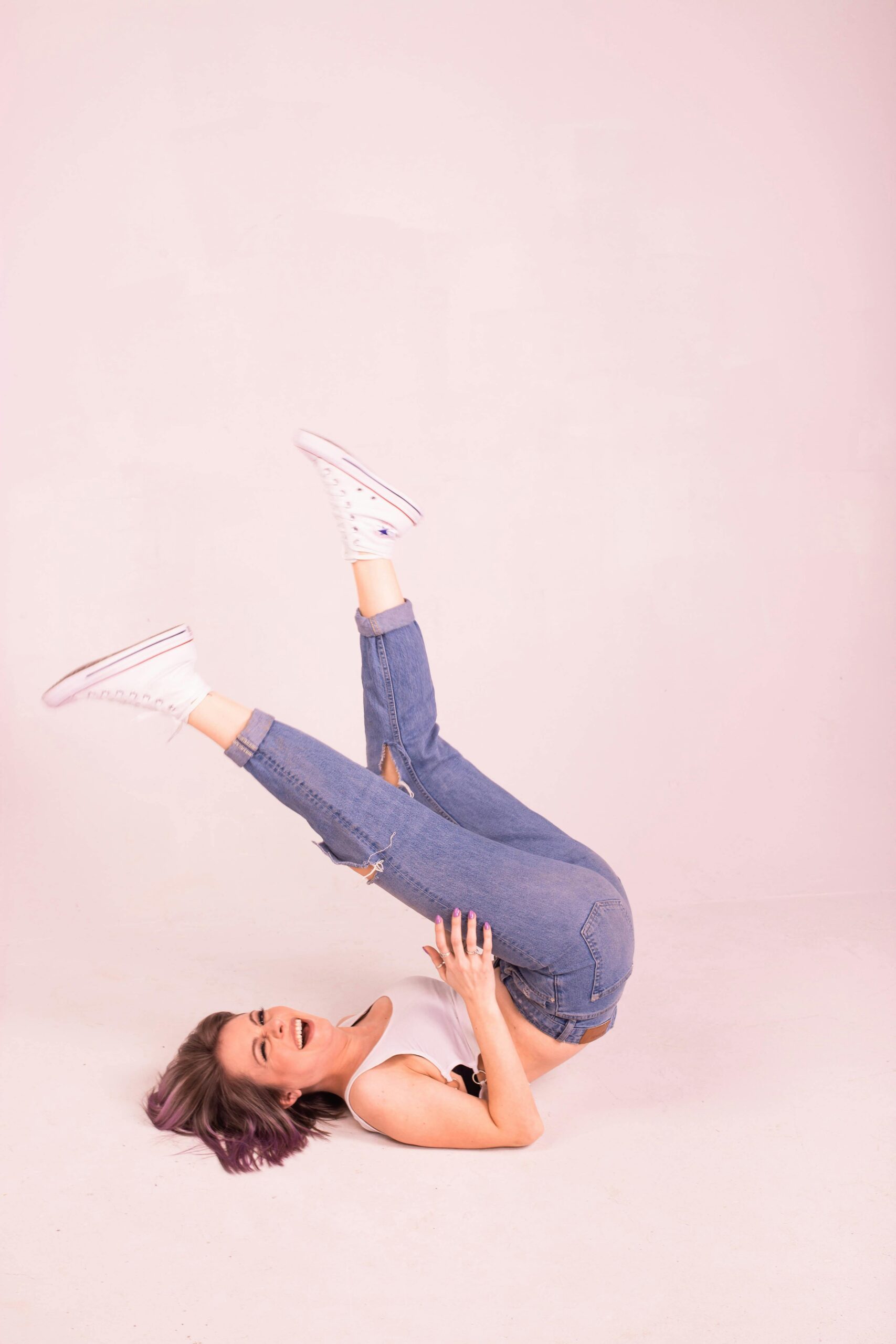 Fotos de stock gratuitas de desgaste, feliz, flexibilidad, flexible
